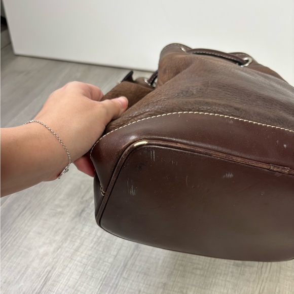 Dooney & Bourke vintage brown leather drawstring bucket bag - Picture 7 of 10